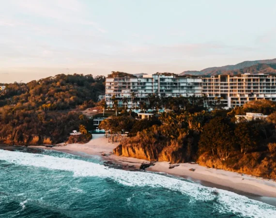 BOLONGO Punta Mita