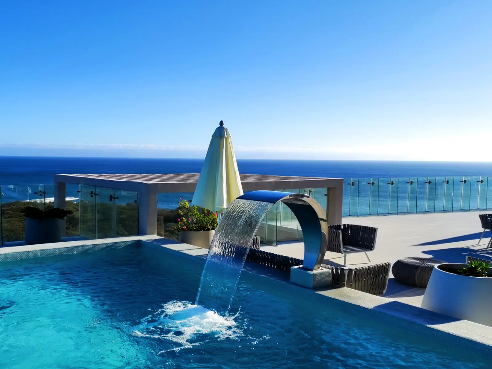 Bolongo Modern Beachfront Property_11 Bolongo Modern Beachfront Property
